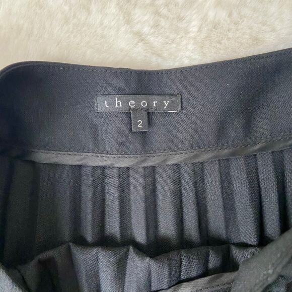 Theory Pleated Black Wool Skirt Size 2 - Picture 4 of 8